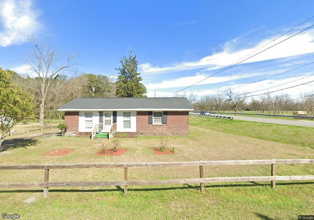 5 Northside Cir, Camilla, GA 31730 - photo 1