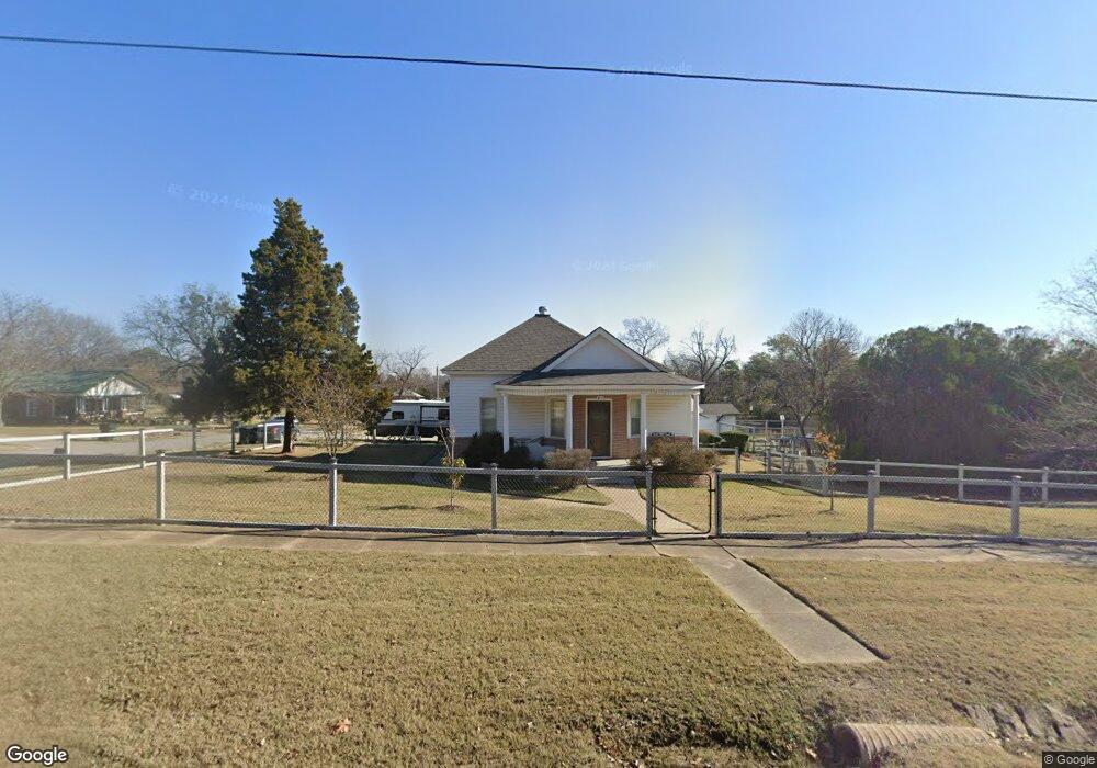 612 N 1st St, Henryetta, OK 74437 - photo 1