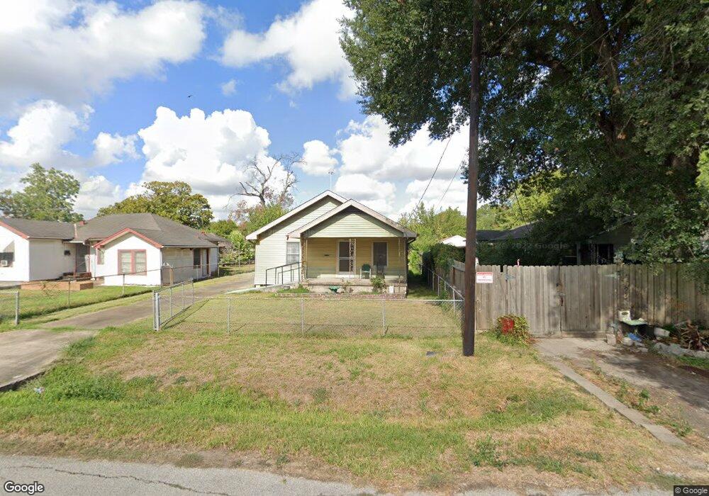 6215 Kirkwood St, Houston, TX 77022 - photo 1