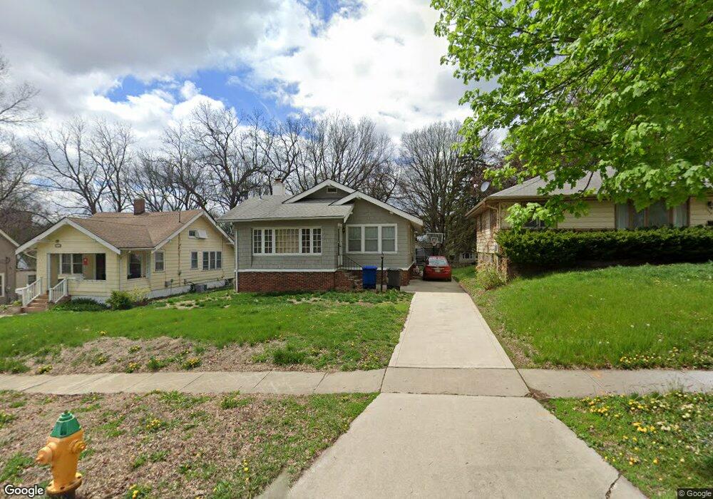 724 39th St, Des Moines, IA 50312 - photo 1