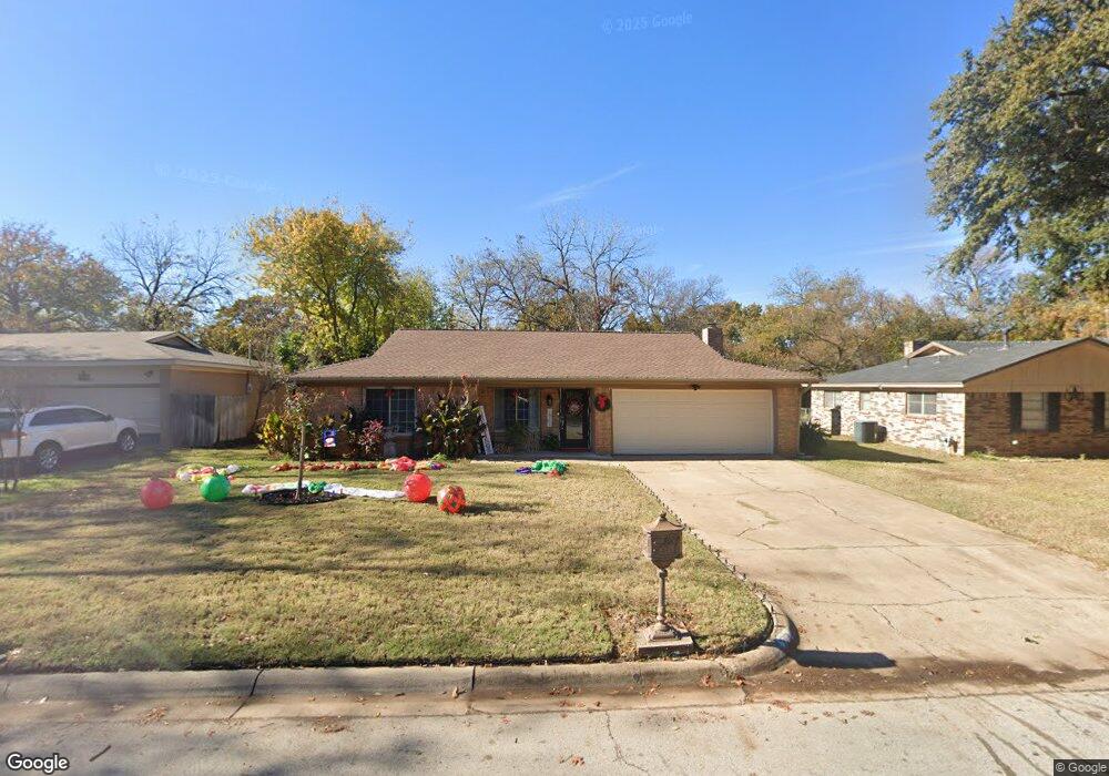 213 Arcadia St, Hurst, TX 76053 - photo 1