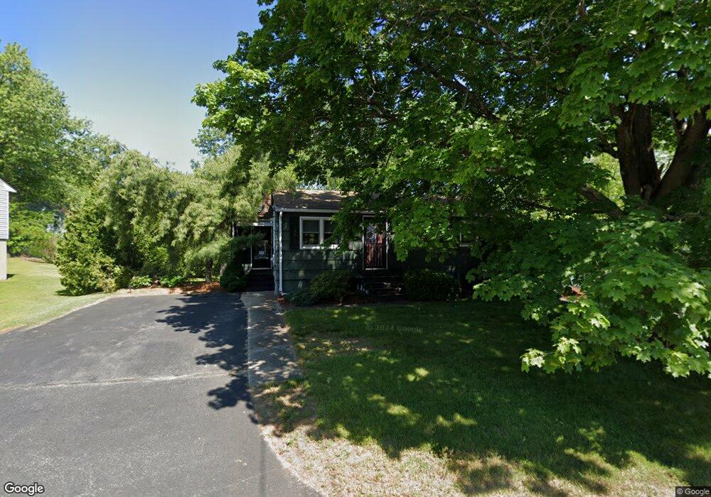 11 Hazel St, Uxbridge, MA 01569 - photo 1