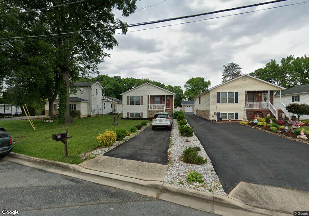 809 Norris Ln, Essex, MD 21221 - photo 1