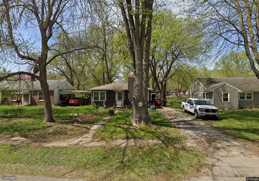 1917 Euclid Dr, Anderson, IN 46011 - photo 1