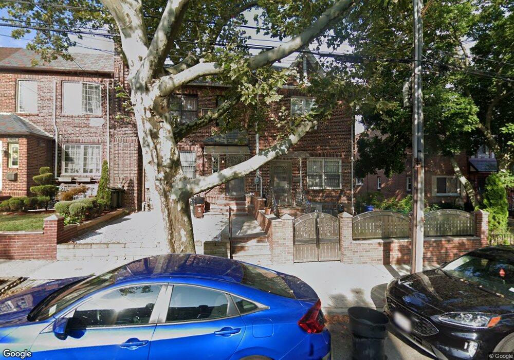 8226 167th St, Jamaica, NY 11432 - photo 1