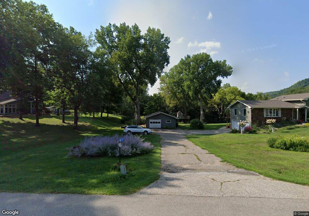 2167 Clinton Dr, Winona, MN 55987 - photo 1