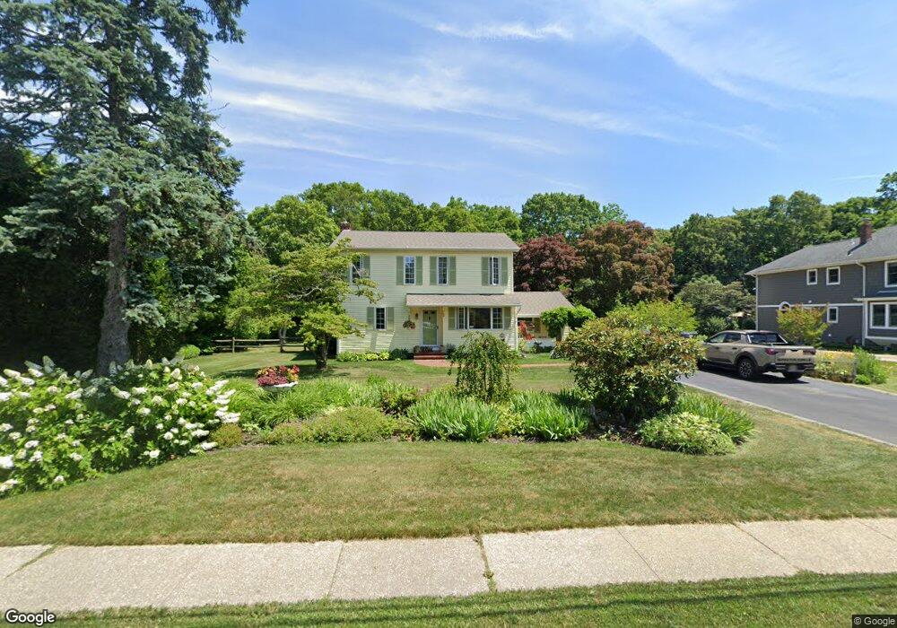 169 Oakwood Ave, Bayport, NY 11705 - photo 1