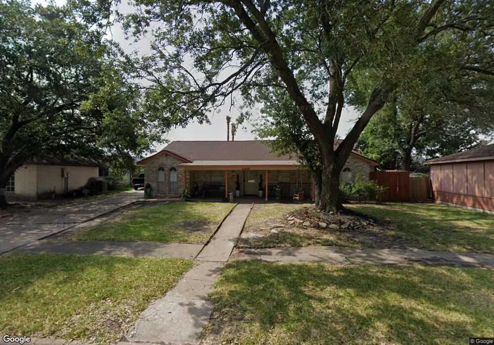 10406 Sageforest Dr, Houston, TX 77089 - photo 1