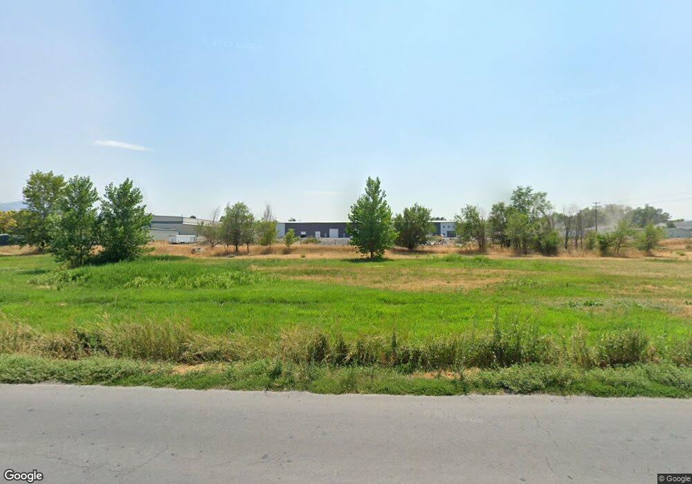 300 N Center St, Hyrum, UT 84319 - photo 1