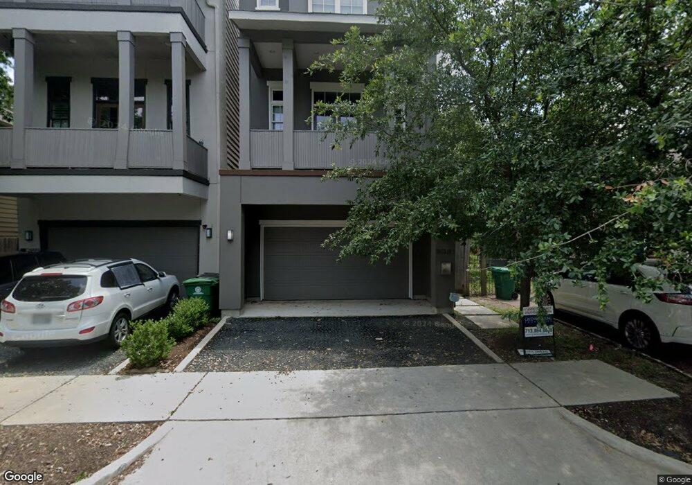 208 Aurora St, Houston, TX 77008 - photo 1