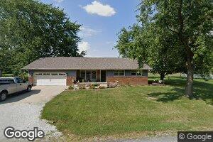 506 E Maple St, Tolono, IL 61880