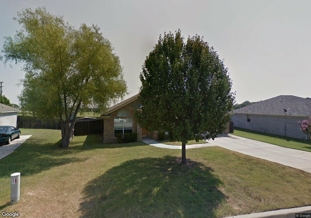 105 Timber Cross Ct, Azle, TX 76020 - photo 1