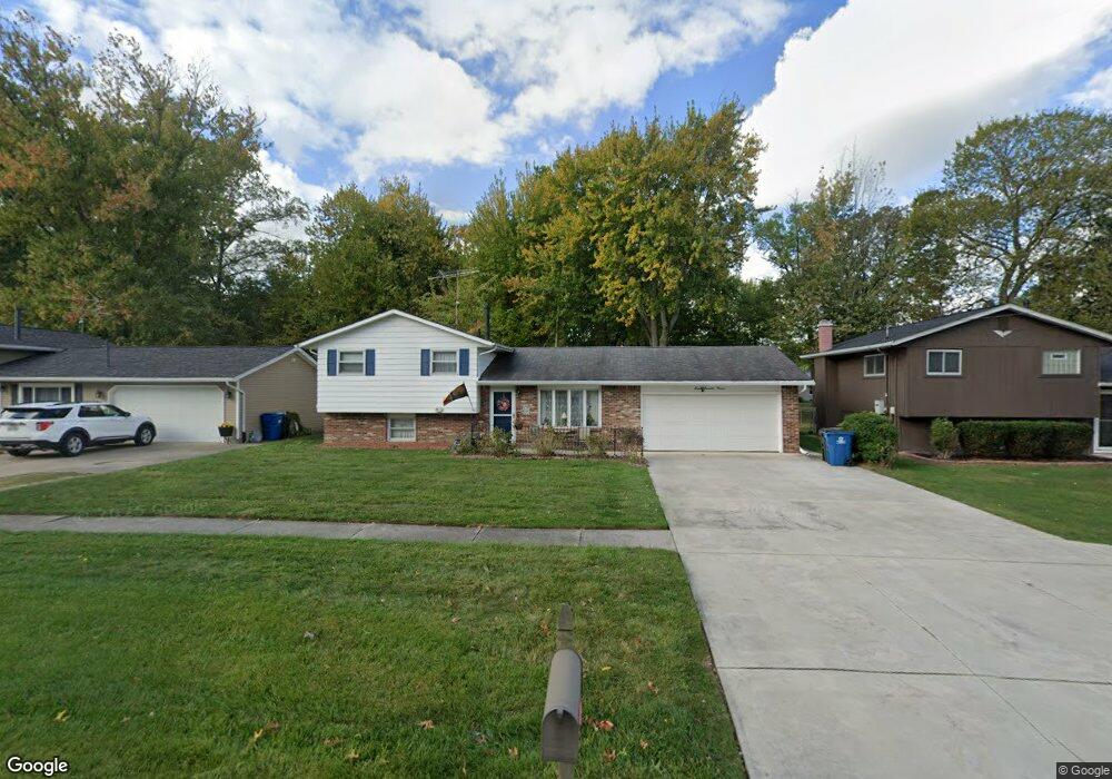 820 W Shore Blvd, Sheffield Lake, OH 44054 - photo 1