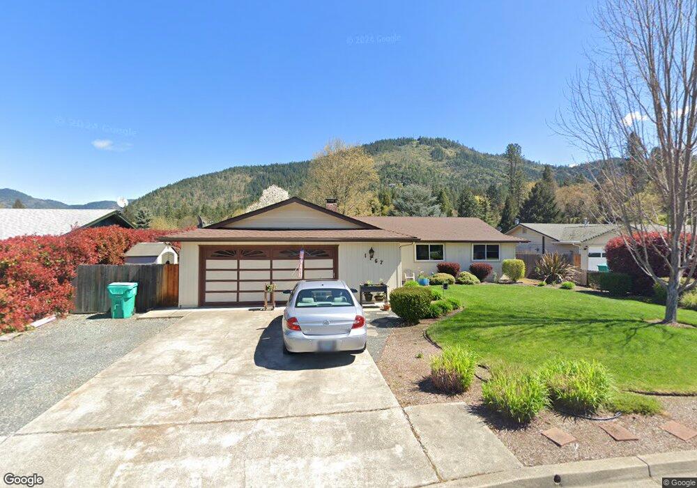 1767 SE Johnmark, Grantspass, OR 97527 - photo 1