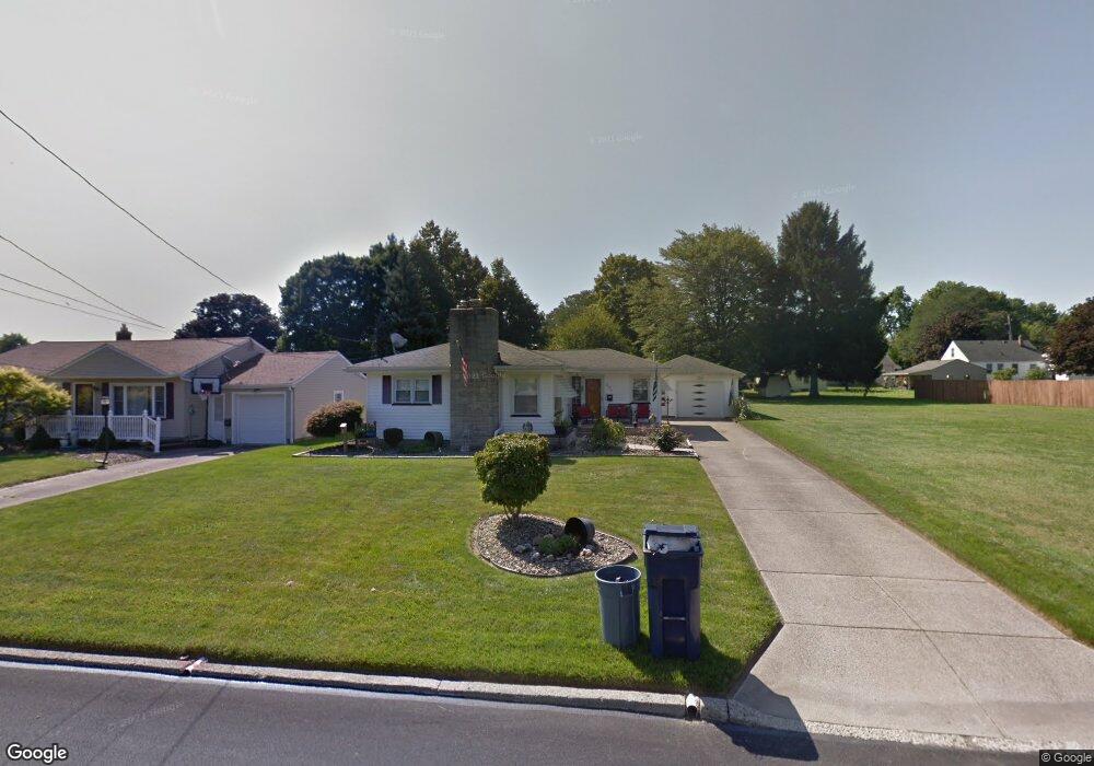 370 W Harvey St, Struthers, OH 44471 - photo 1