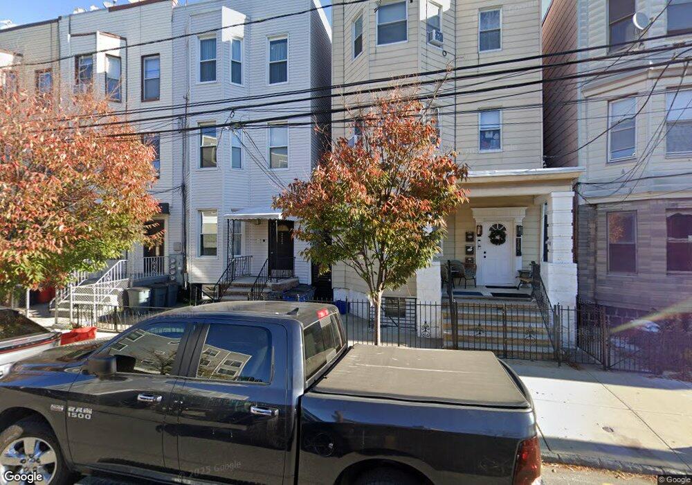 220 Maple St, Weehawken, NJ 07086 - photo 1