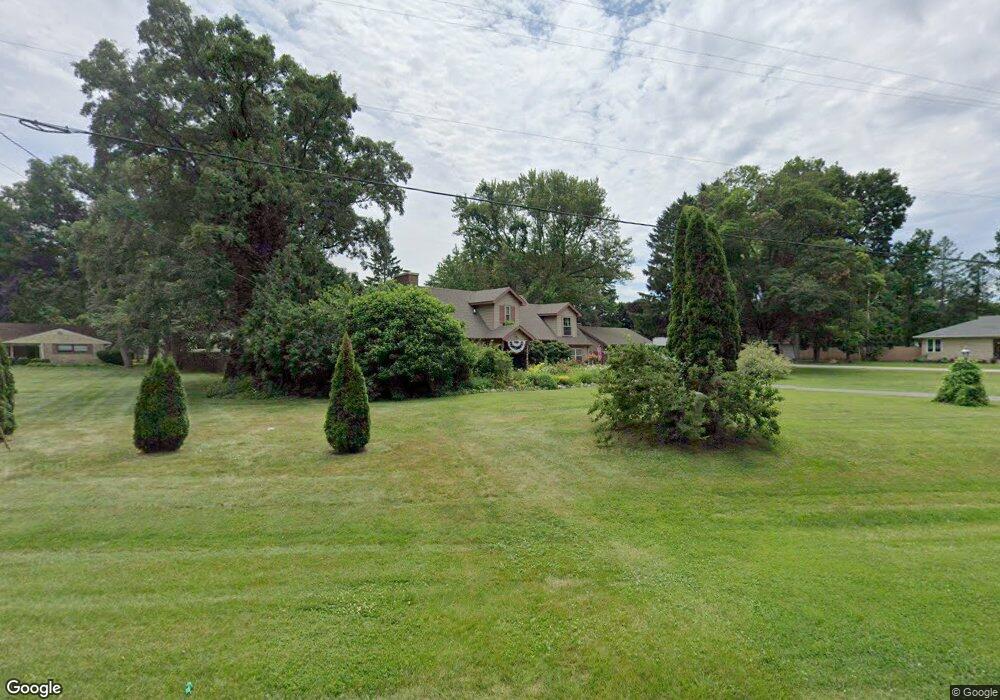 202 Crescent Dr, La Porte, IN 46350 - photo 1