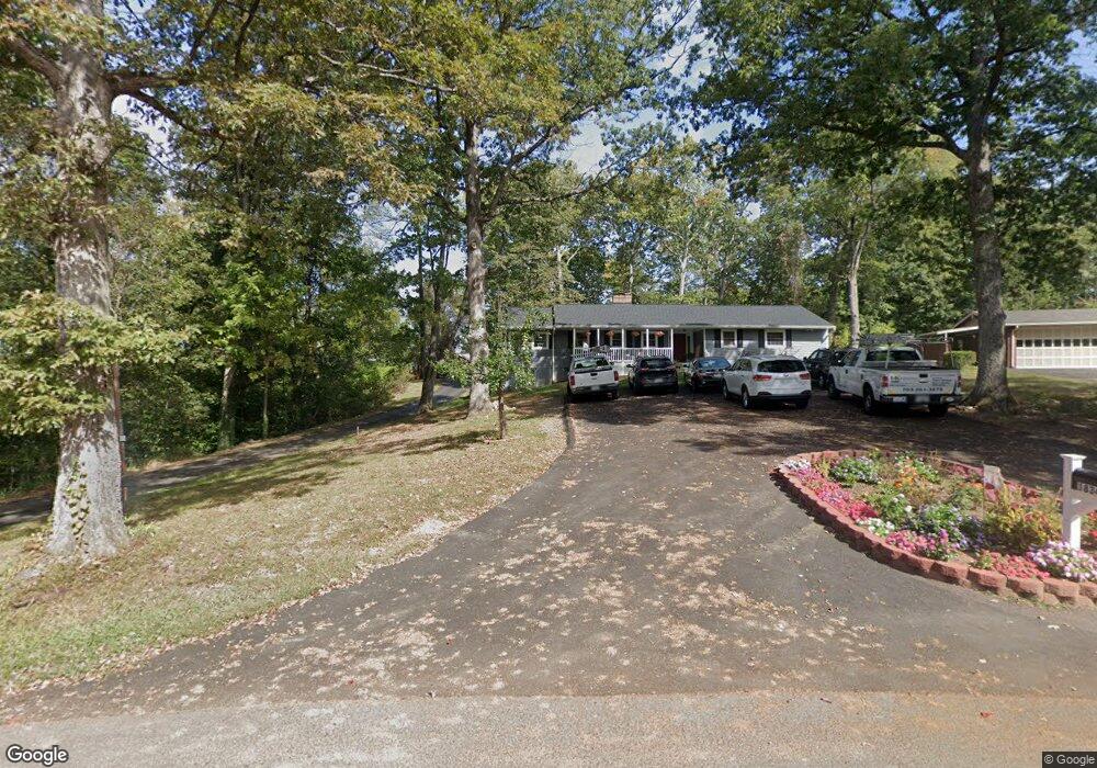 18356 Sharon Rd, Triangle, VA 22172 - photo 1