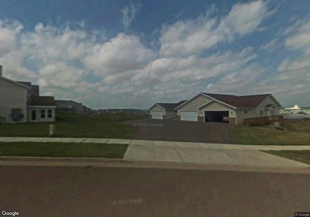 3150 White Oak Ln, Eau Claire, WI 54703 - photo 1