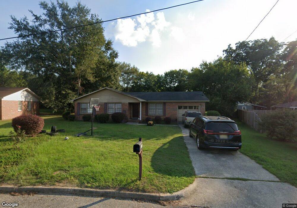 2113 Aberdeen Rd, Dothan, AL 36301 - photo 1