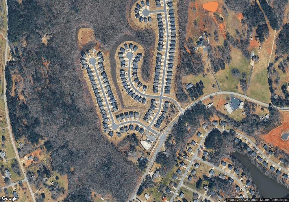 595 Baylor Ave, Commerce, GA 30529 - photo 1