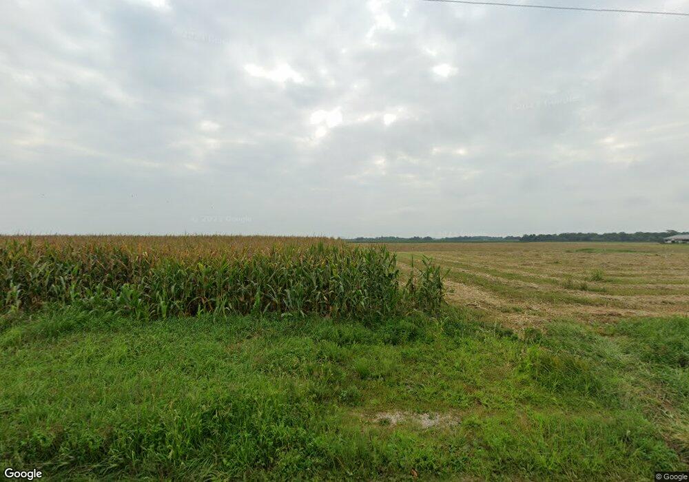 18555 Morgan Cass Cnty Line Rd, Virginia, IL 62691 - photo 1