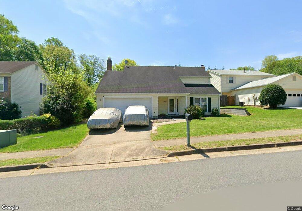 9209 Hunting Pines Place, Fairfax, VA 22032 - photo 1