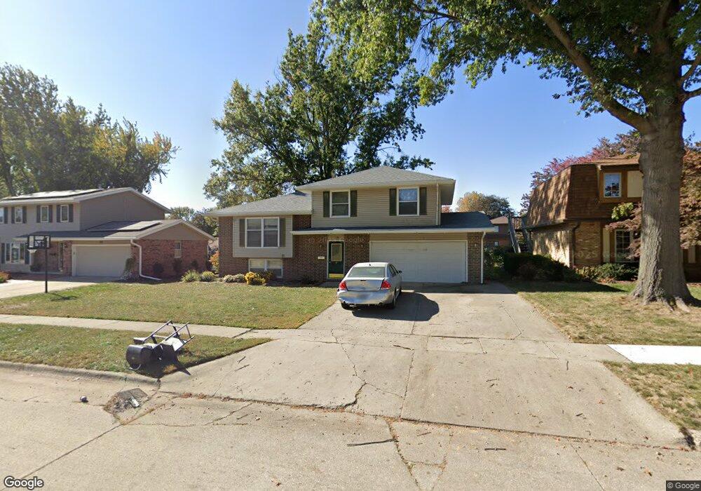 719 E 16th St N, Newton, IA 50208 - photo 1