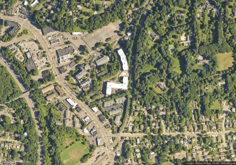 30 Pearsall Ave unit 3B, Glen Cove, NY 11542 - photo 1