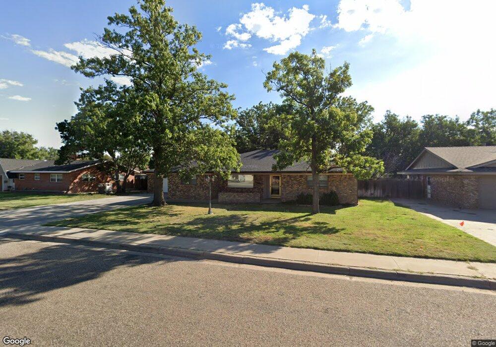 211 Phillips Dr, Dumas, TX 79029 - photo 1