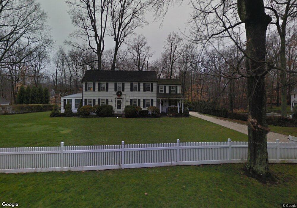 17 Sylvan Rd, Darien, CT 06820 - photo 1