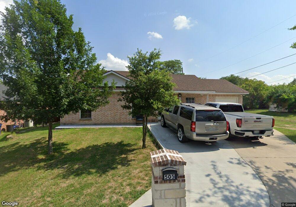 505 W Carpenter St, Decatur, TX 76234 - photo 1