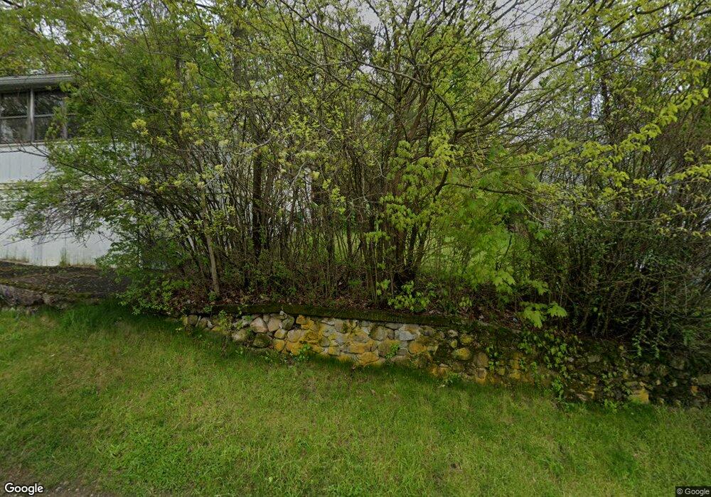 102 Rumford St, Waterbury, CT 06704 - photo 1