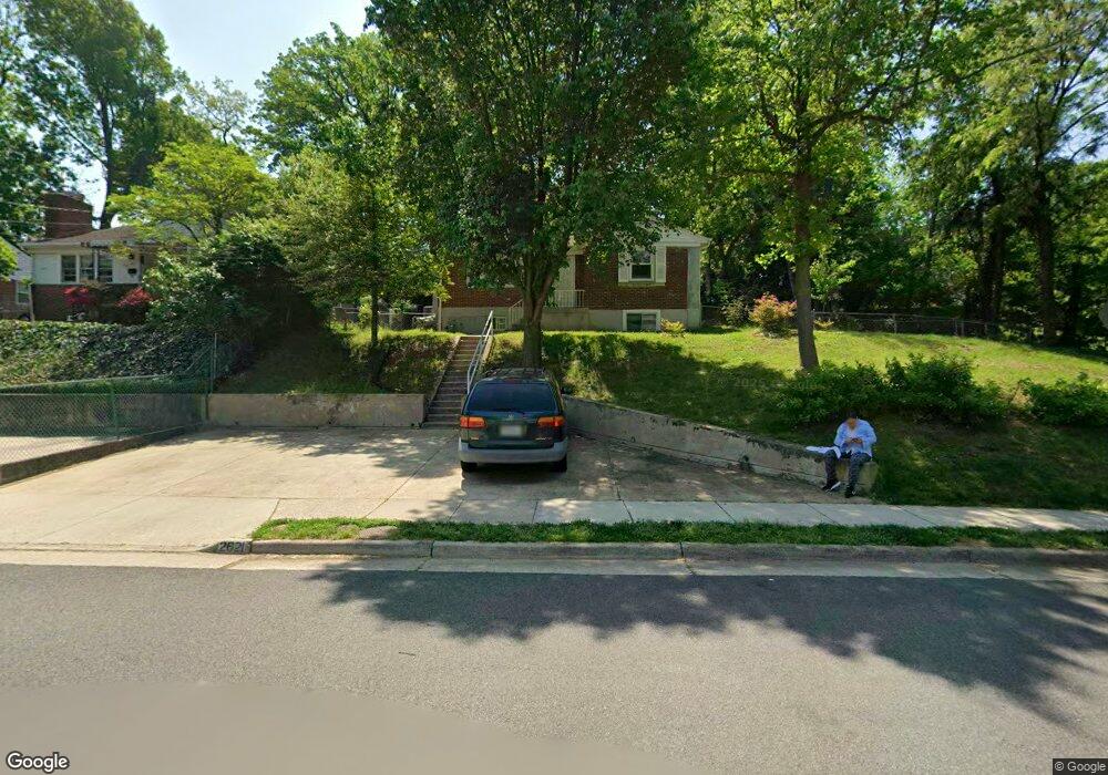 2621 Memorial St, Alexandria, VA 22306 - photo 1