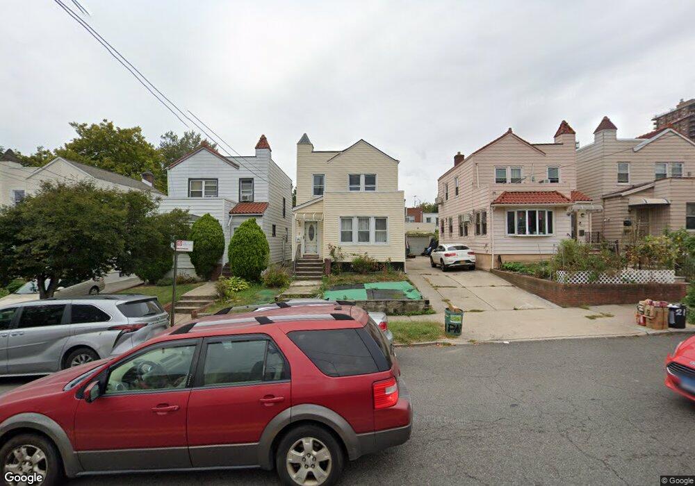 6119 Parsons Blvd, Fresh Meadows, NY 11365 - photo 1