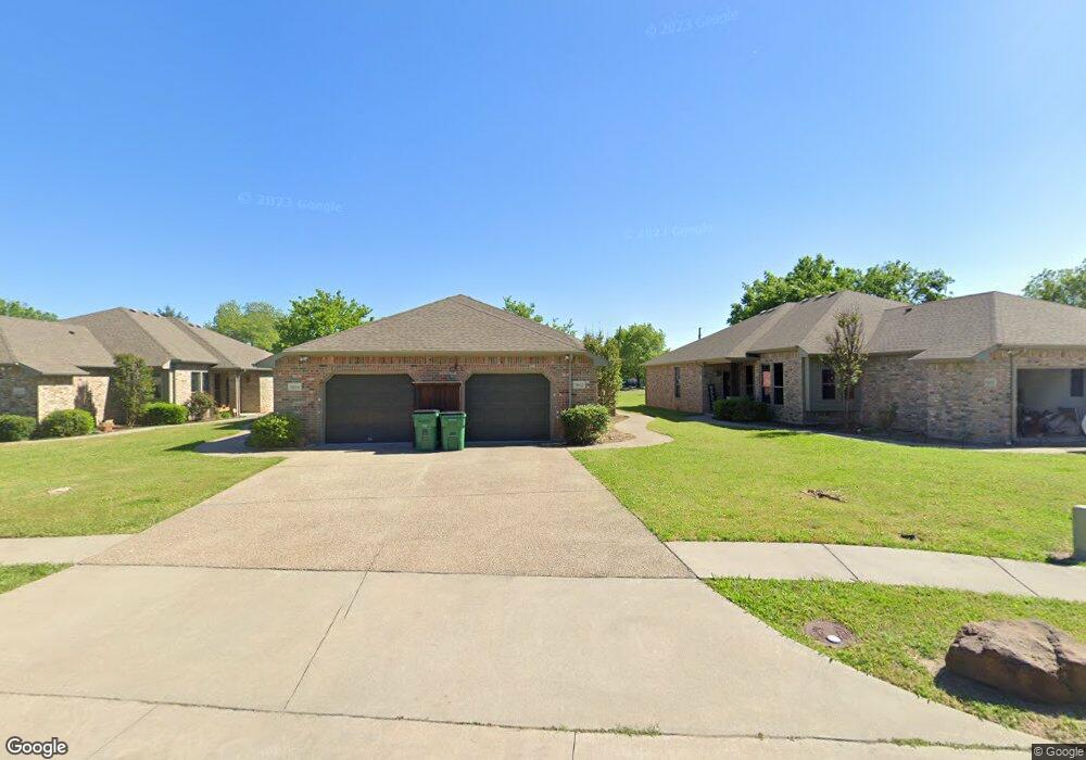 1612 Diamond Cir, Gainesville, TX 76240 - photo 1