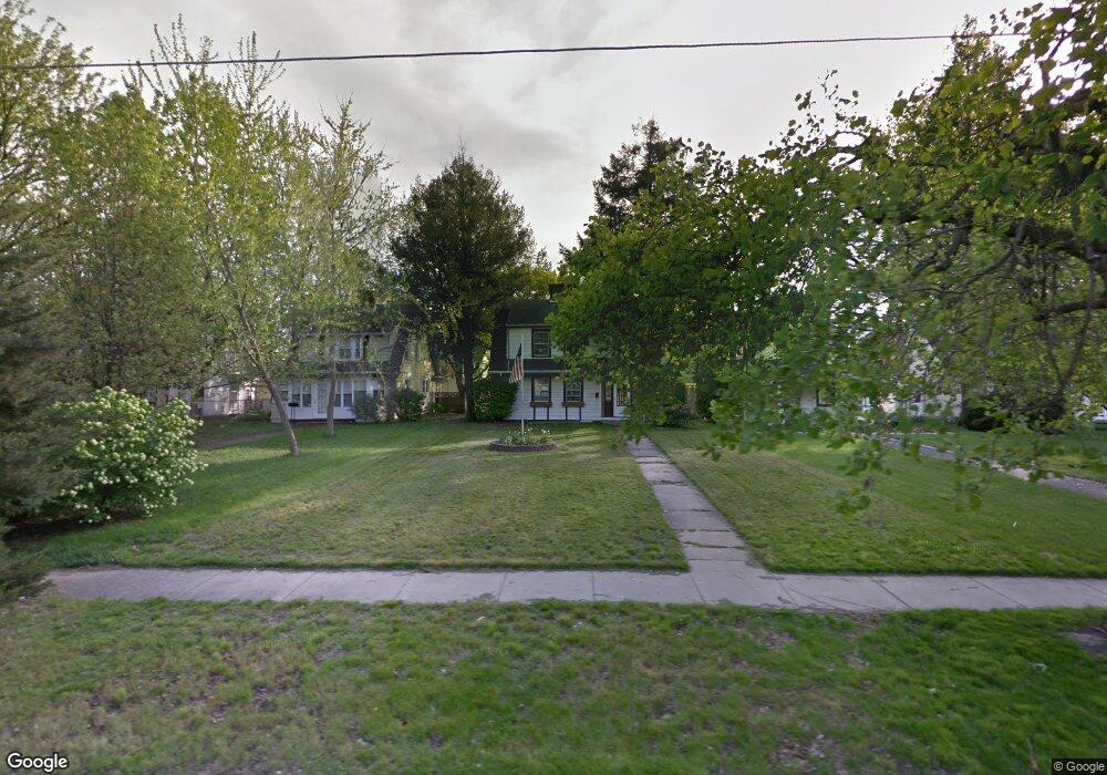 1017 Tremont St, Lincoln, IL 62656 - photo 1