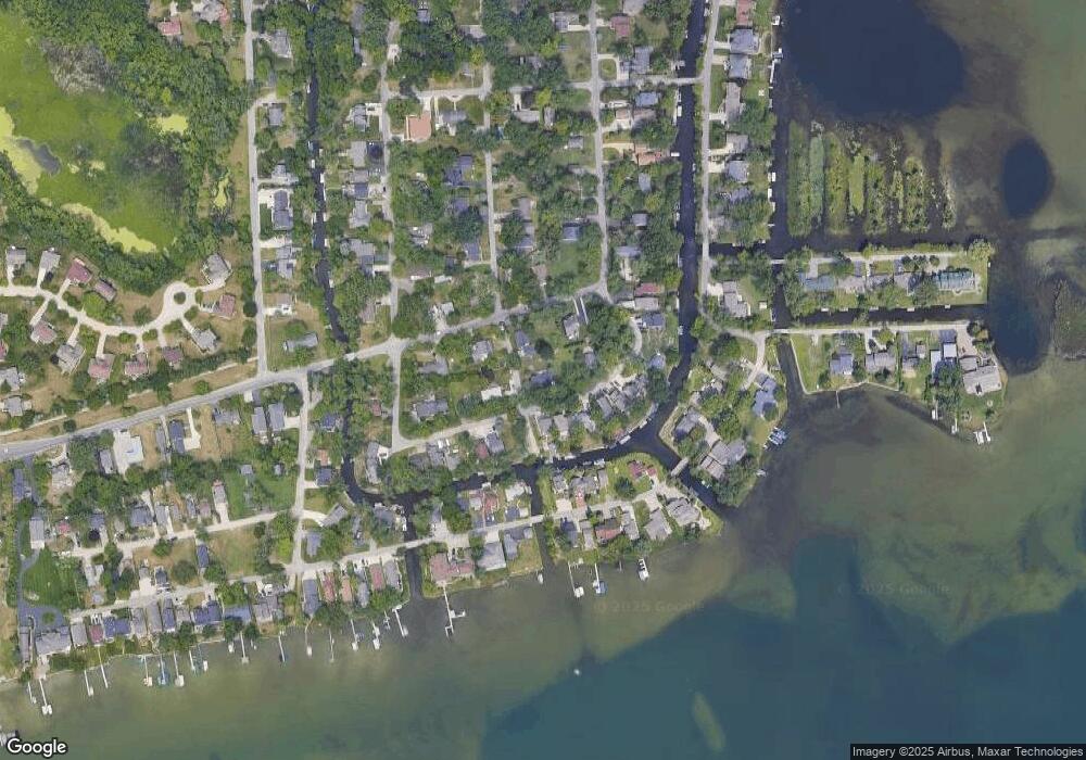 4720 Mapleview Ave, West Bloomfield, MI 48324 - photo 1