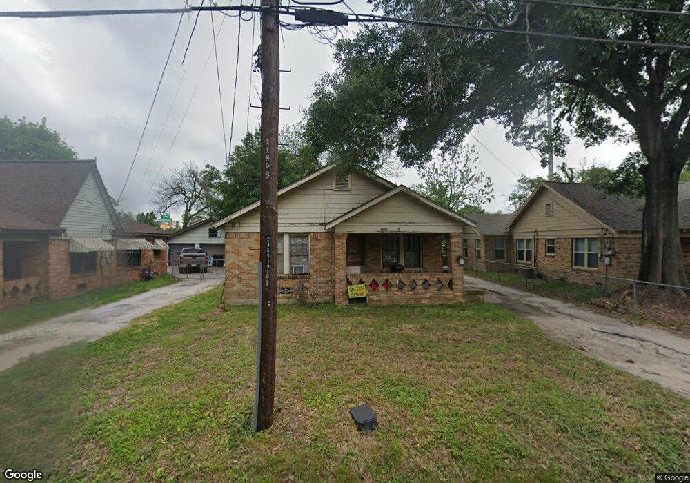 1020 Reid St, Houston, TX 77022 - photo 1