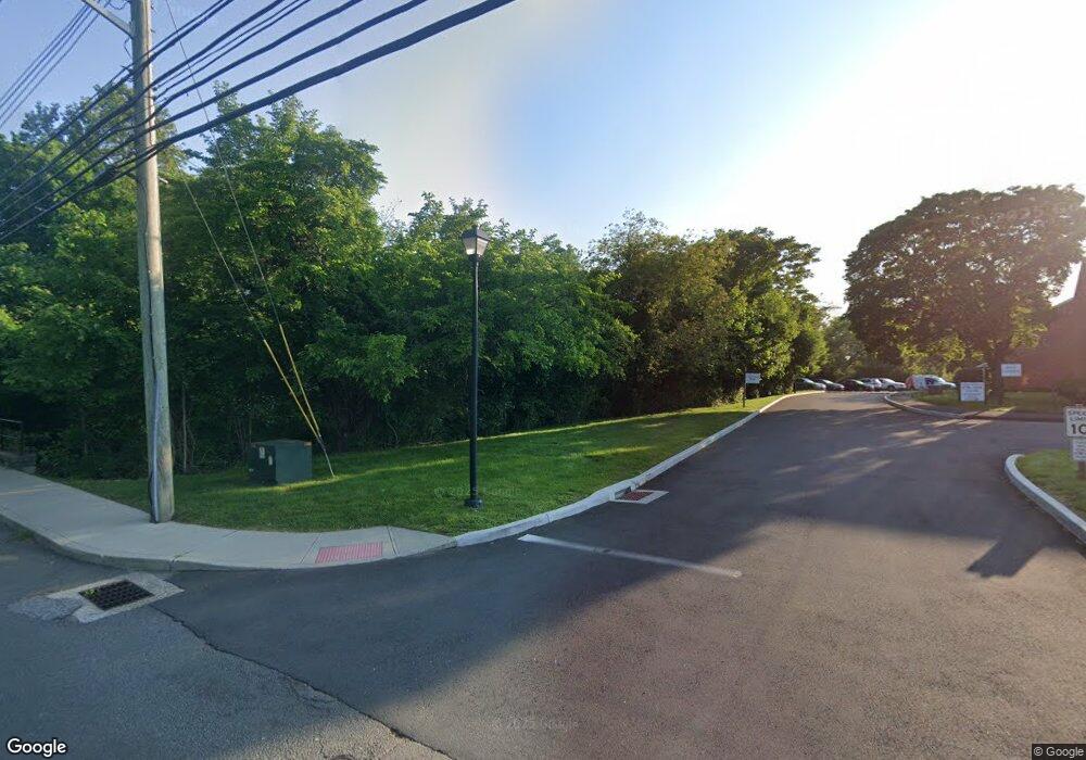 21 Greenwich Way, Milford, CT 06460 - photo 1