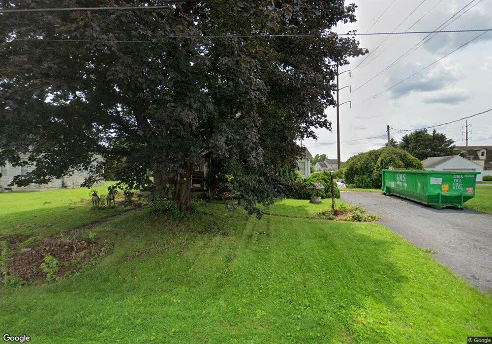 4810 Main St, Whitehall, PA 18052 - photo 1