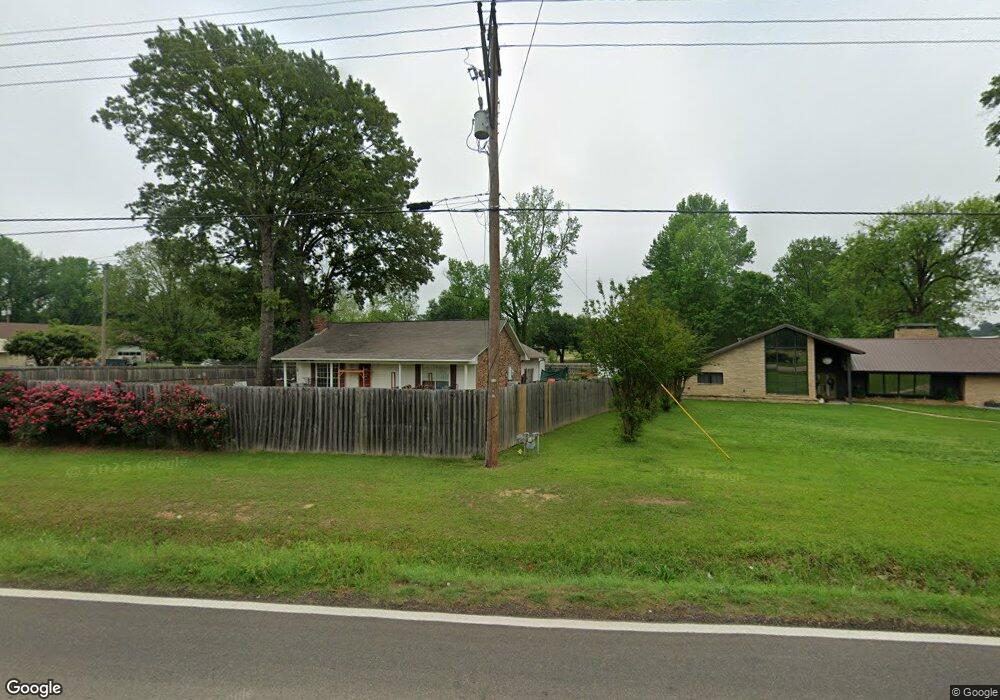 958 N Kings Hwy, Wake Village, TX 75501 - photo 1