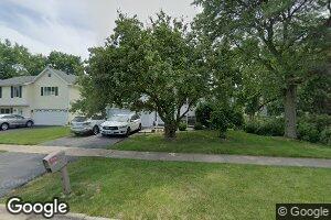 595 Springhill Cir, Naperville, IL 60563