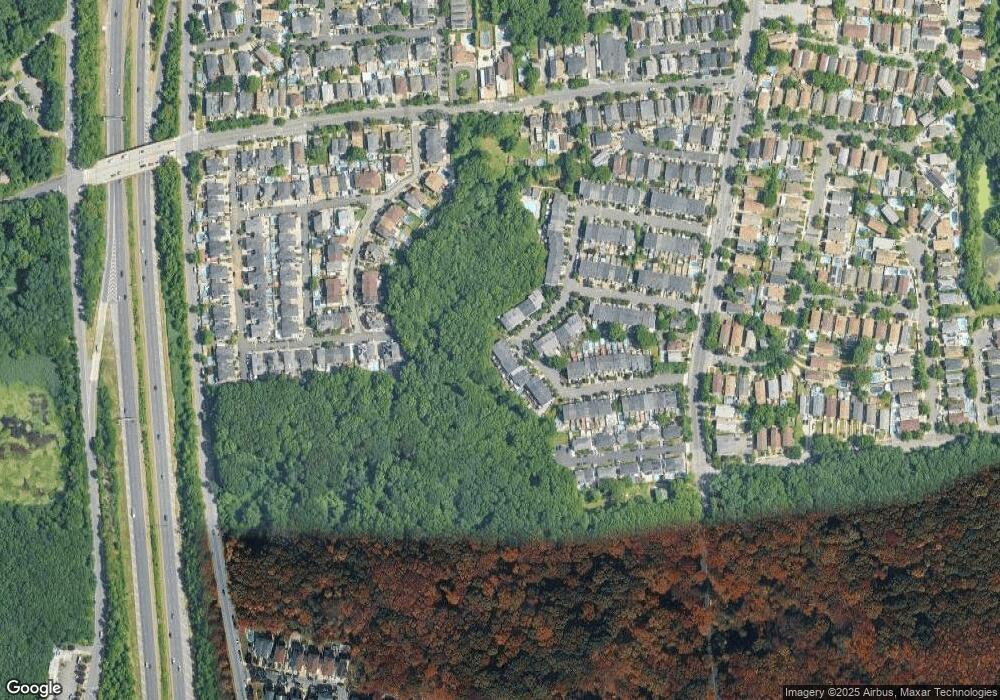 143 Pembrook Loop, Staten Island, NY 10309 - photo 1