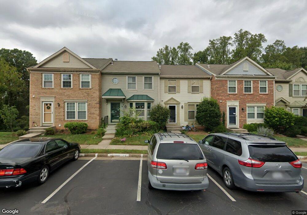 3733 Mazewood Ln, Fairfax, VA 22033 - photo 1