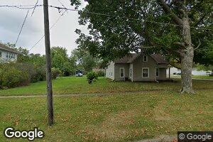 416 NE Sycamore Ave, Earlham, IA 50072