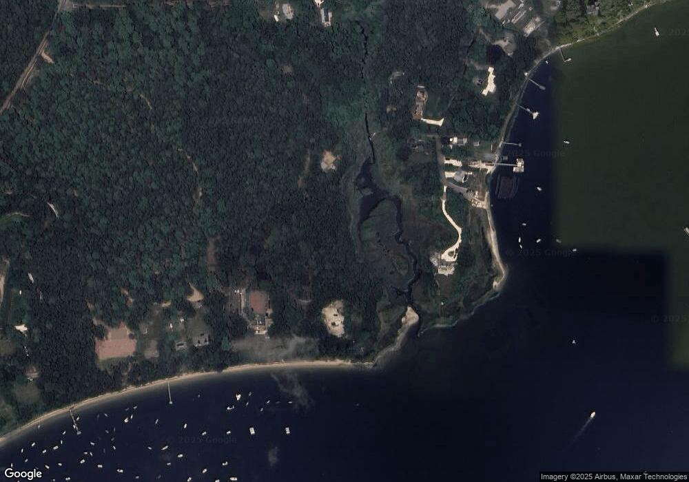 124 Hummock Ln, Cotuit, MA 2635 - photo 1