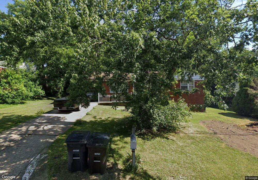 8808 Orbit Ln, Lanham, MD 20706 - photo 1