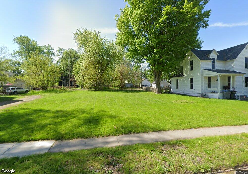 127 W Indiana Ave, Elkhart, IN 46516 - photo 1