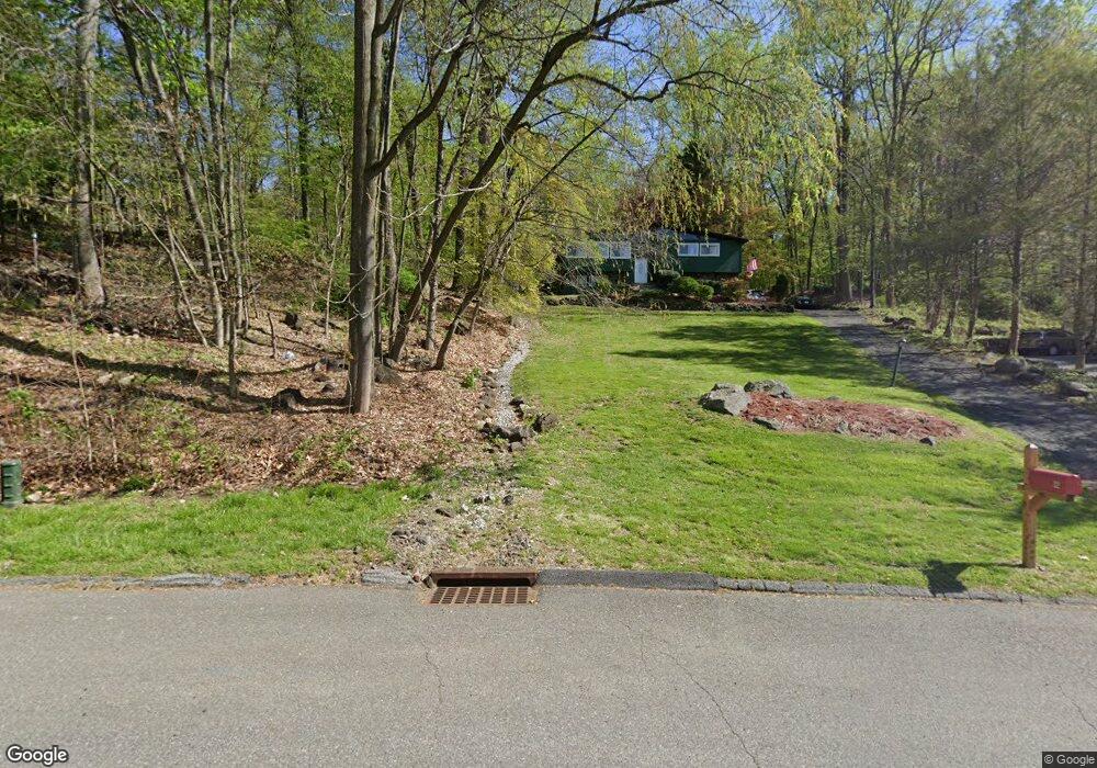 32 John Cava Ln, Cortlandt Manor, NY 10567 - photo 1